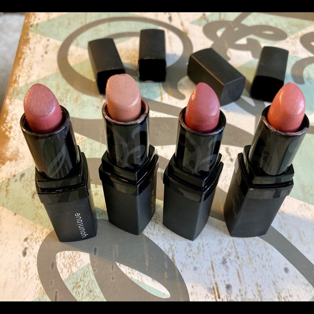 Moodstruck opulence lipstick